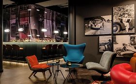 Motel One Frankfurt-East Side
